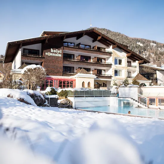9-2213-print_hotel_sonnalm_winter-_R_gert_perauer.jpg