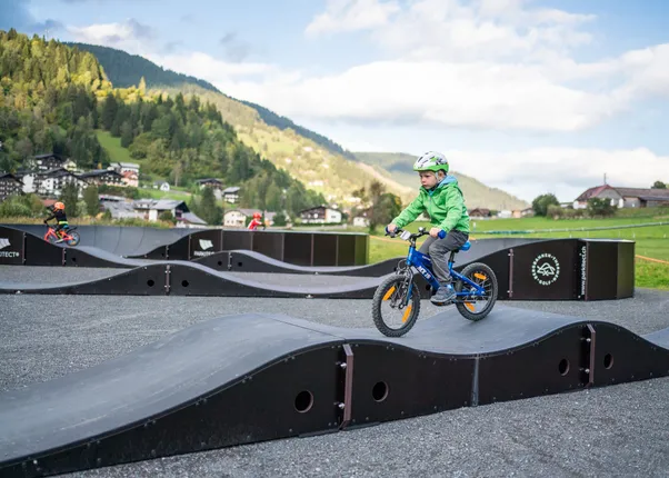 WEB_Bike_Parcours_Talstation_02__c__Bad_Kleinkirchheimer_Bergbahnen.jpg
