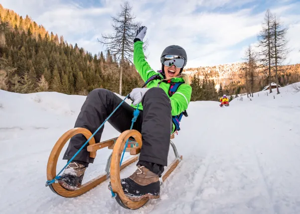 Abseits_der_Piste_Rodeln_Bad_Kleinkirchheim_Winter__c__Michael_Stabentheiner_Kaernten_Werbung__MBN_Tourismus.jpg